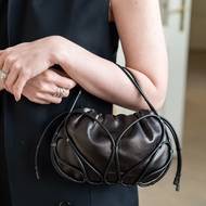 Mini kabelka Serpentine, Jana Rollo, 9900 Kč