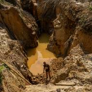Dvojici Čechů přilákaly do Demokratické republiky Kongo doly na kasiterit.