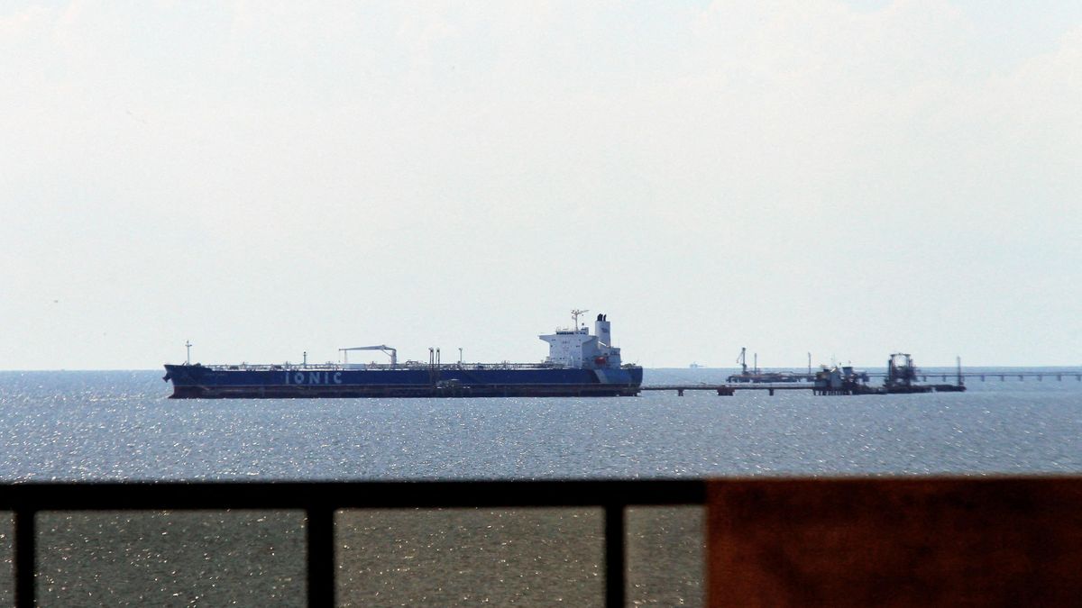 USA zasahují proti dalšímu tankeru u Venezuely. V sobotu se jednoho zmocnily