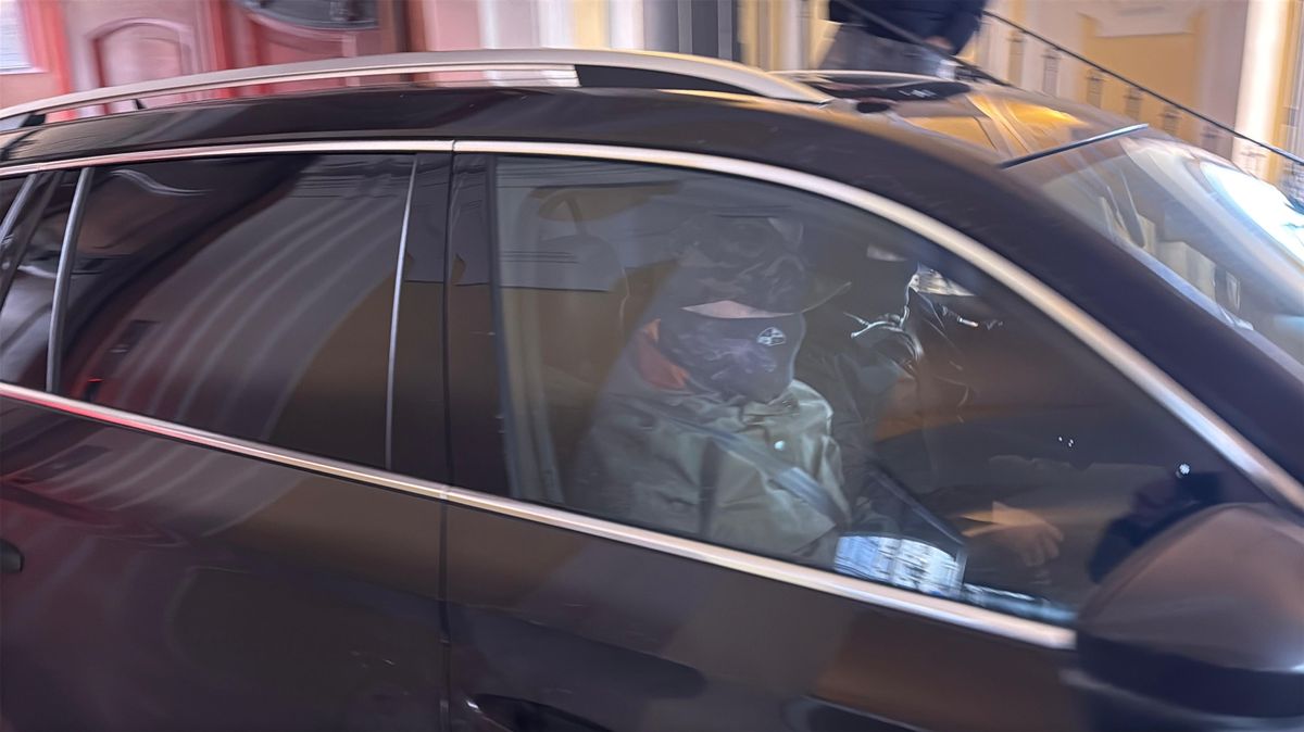 Vémola jde do vazby