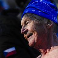 Otužovat se dá v každém věku. 