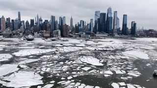 Arktický chlad zasáhne 80 procent obyvatel USA. Mráz pronikne až na jižní Floridu