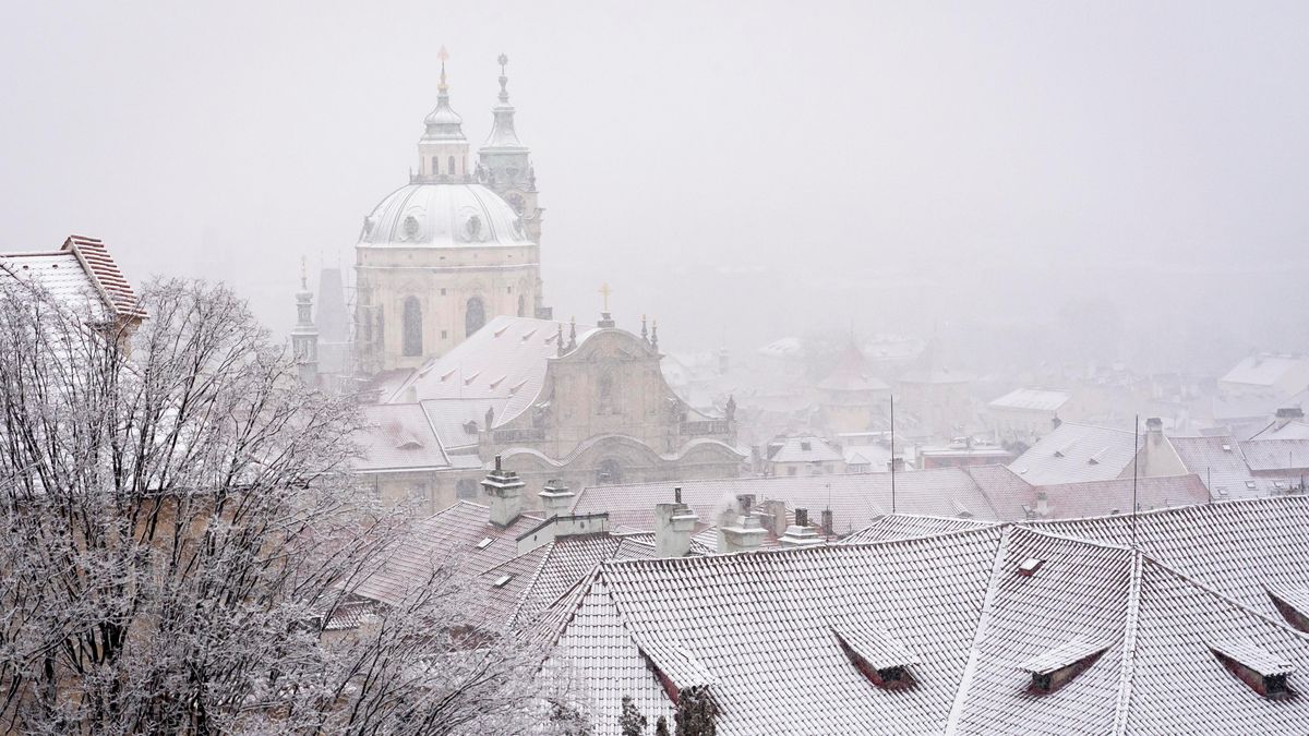 Závěr týdne přinese zlom, déšť vystřídá sníh