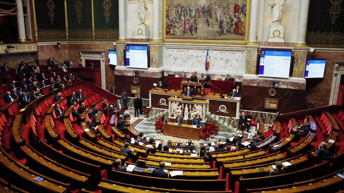 Manželství neznamená povinnost mít sex. Francouzský parlament schválil změnu zákona