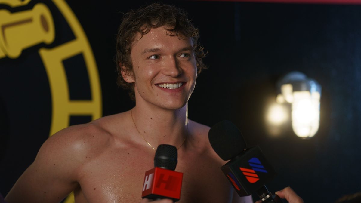 RECENZE: Ze Spalující rivality jihne srdce. Příběh o vášni mezi dvěma hokejisty dorazil na české obrazovky