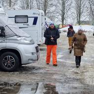 Na hasičském hřišti v Maršovicích je místo pro 60 karavanů.