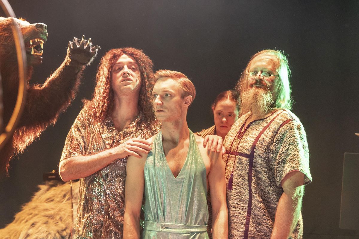 Nadčasové Ibsenovo drama Divoká kachna v premiéře i s herečkou s Downovým syndromem 