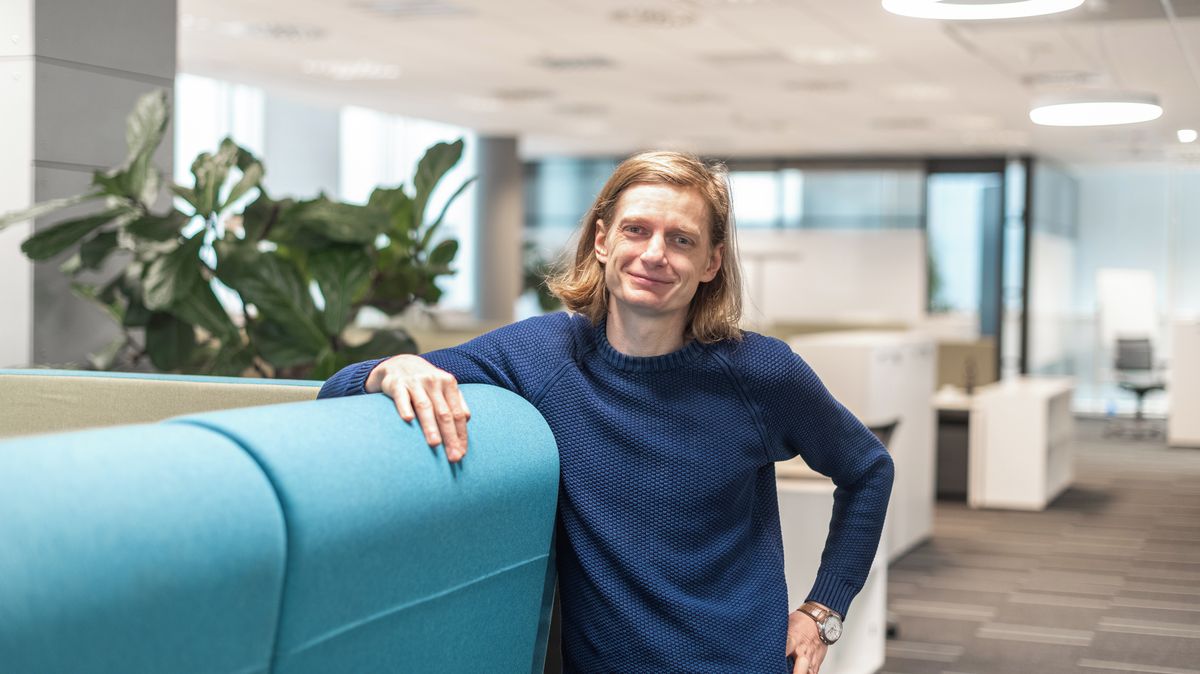 Práce překladatelů zmizí. Umělá inteligence zastoupí i úředníky, lékaře či řemeslníky