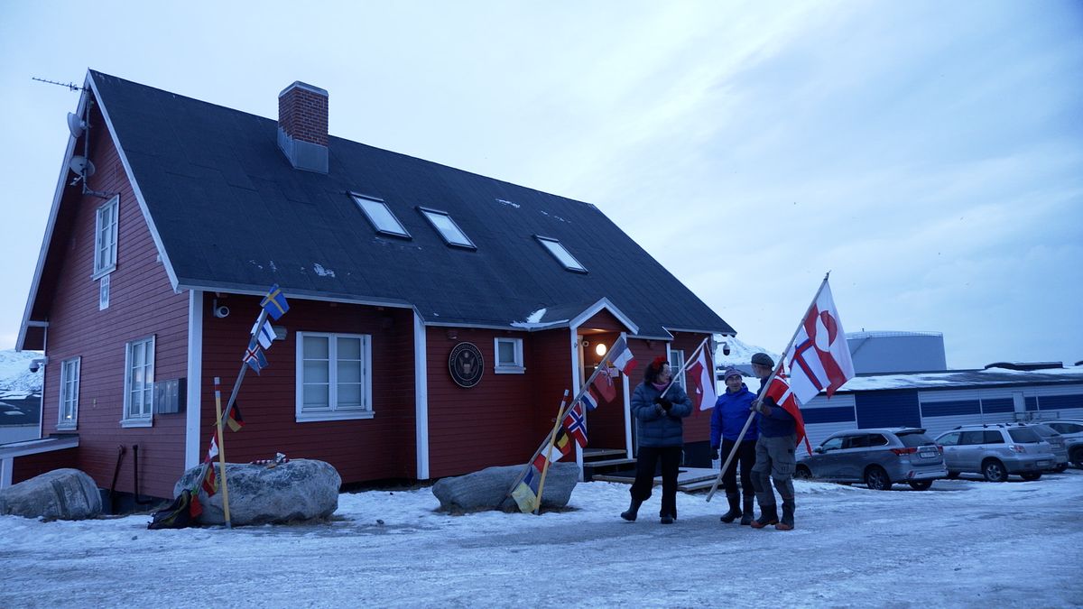 Trump lže všem, zní od protestujících v Nuuku ohledně nepoužití síly k získání Grónska