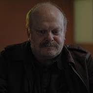 Hlavní roli hraje David Novotný.