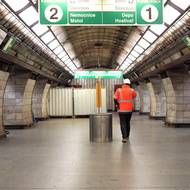 Opravy se dočkají podhledy, osvětlení a nové bude i kamenné obložení. 