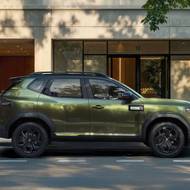 Z profilu působí vozy takřka identicky.