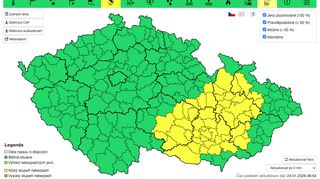 Meteorologové prodloužili výstrahu před ledovkou