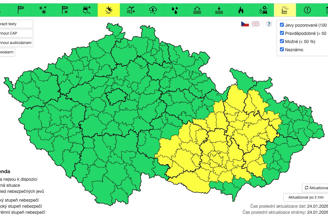 Meteorologové prodloužili výstrahu před ledovkou