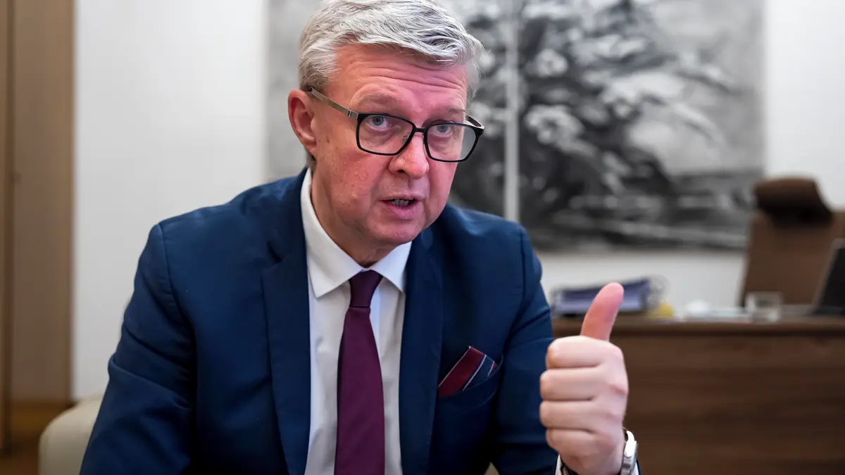 Zastropovat marže bylo nutné, bez toho by pumpy nezlevnily, říká Havlíček