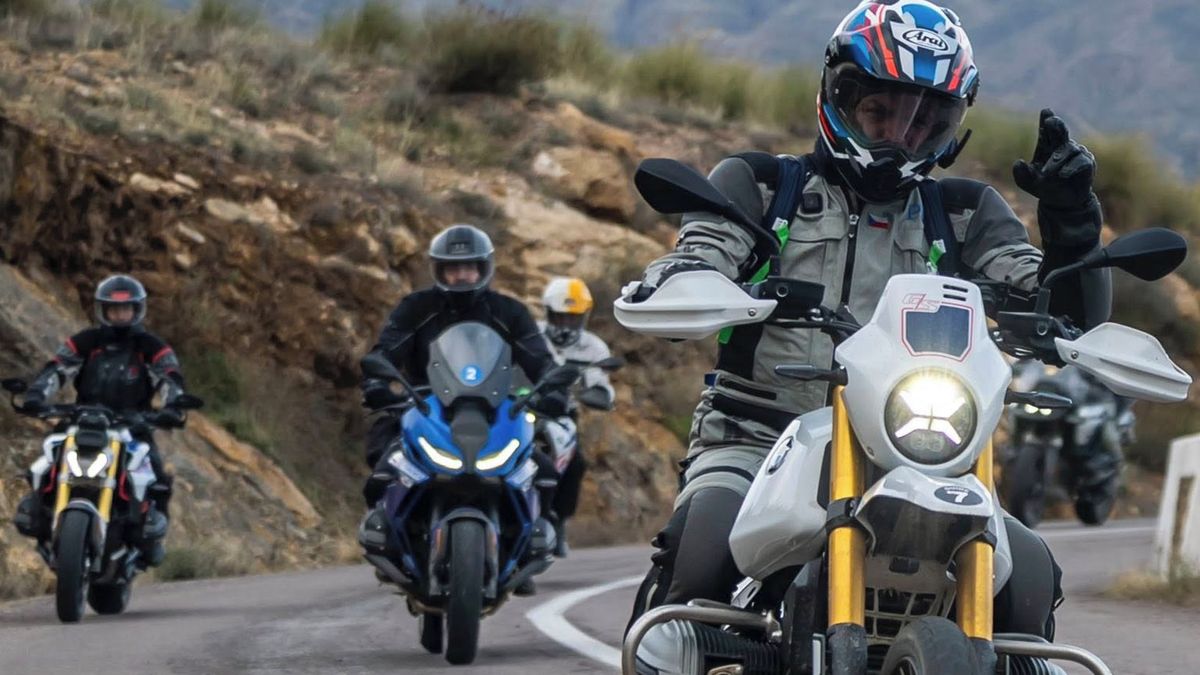 Prezident Pavel odjel soukromě do ciziny