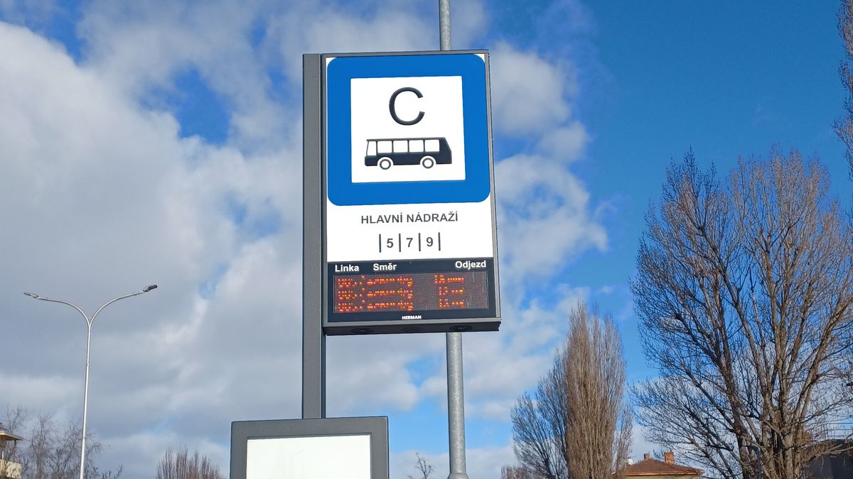 V Prostějově zavedli inteligentní zastávky městských autobusů