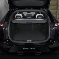 Kufr nabídne objem 468 až 1434 litrů.