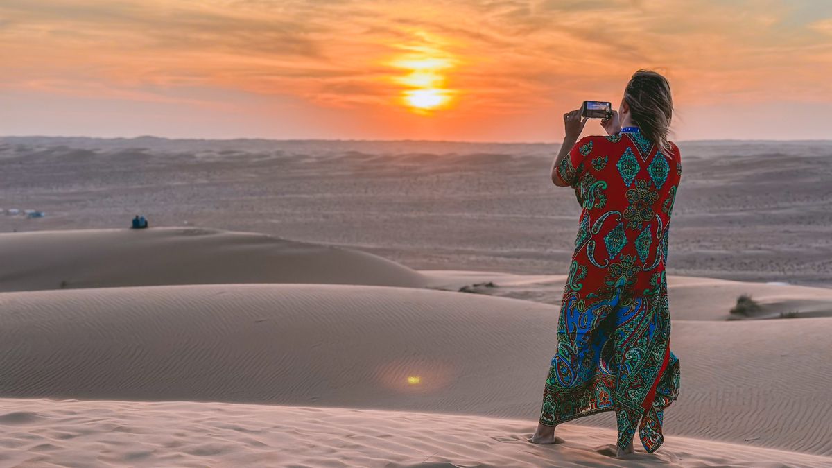Západ slunce na poušti? Dost možná nejhezčí, který kdy v životě uvidíte