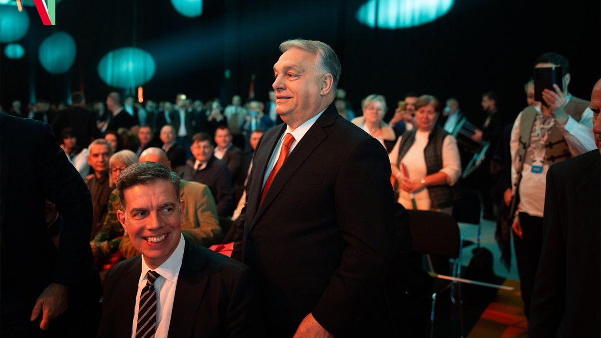 Kongres vládní strany Fidesz bez překvapení, kandidátem na premiéra je Orbán