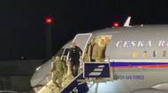 V Praze přistálo letadlo s Čechem propuštěným z venezuelského vězení