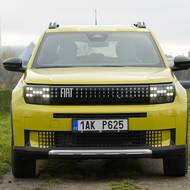 Fiat Grande Panda zaujme originálním designem, který se vrací k hranatým tvarům první generace pandy.