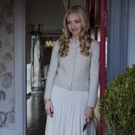 Amanda Seyfriedová coby Nina Winchesterová má ve filmu Pomocnice dvě různé tváře.