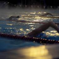 I s teplotami pod nulou je bazén málokdy prázdný.