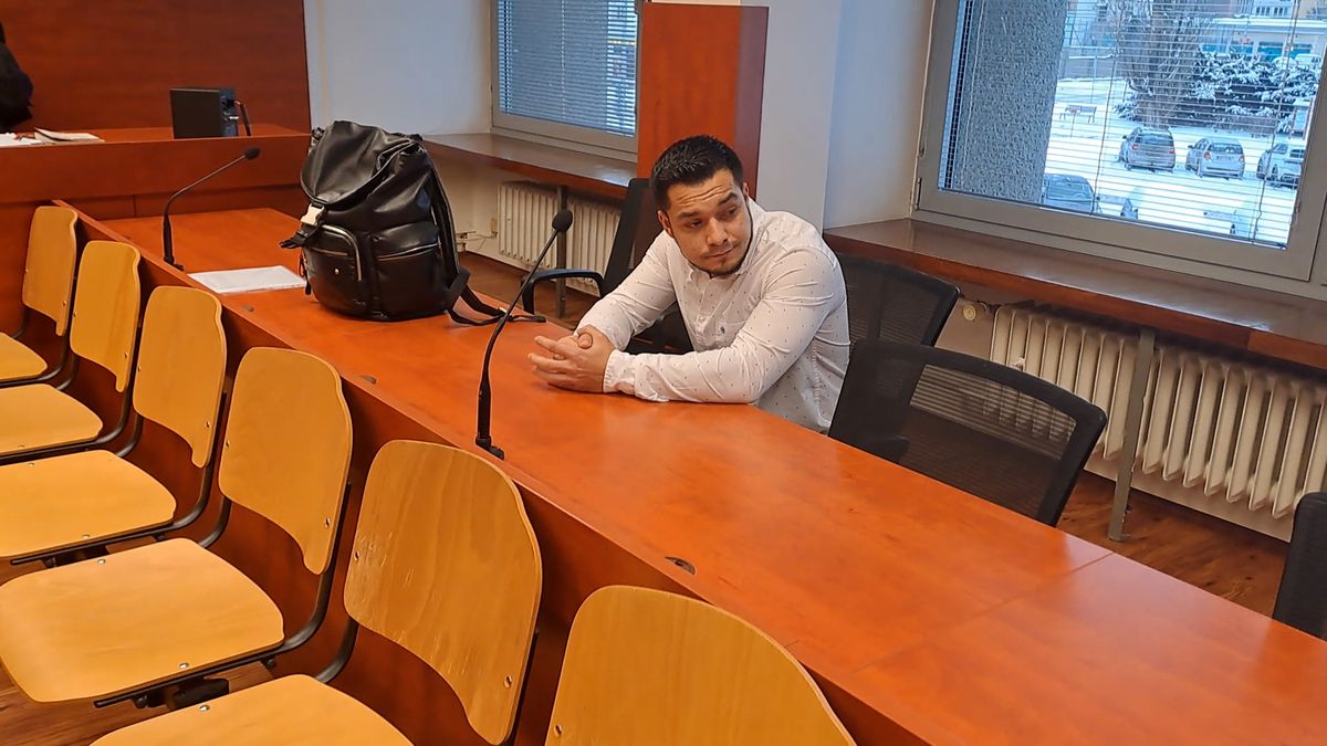 Neshodli se na vítězi MMA v kleci. Po vzájemné bitce jeden z mužů na Ústecku zemřel