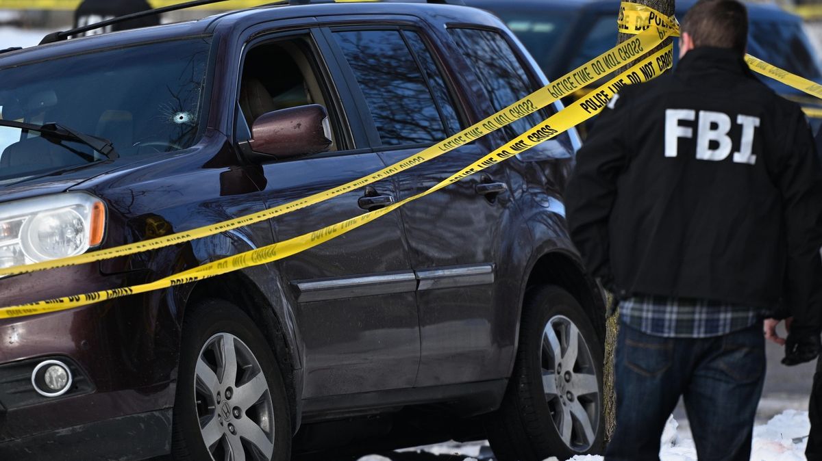Federální agent v Minneapolis zastřelil řidičku