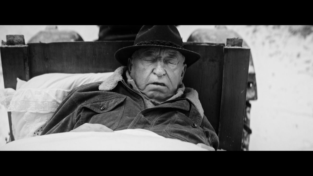 Skvělí Jiří Lábus a Anna Polívková ve studii o nejhorším muži v klipu k písni Romana Holého