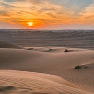 Wahibská poušť je velkým lákadlem severního Ománu.