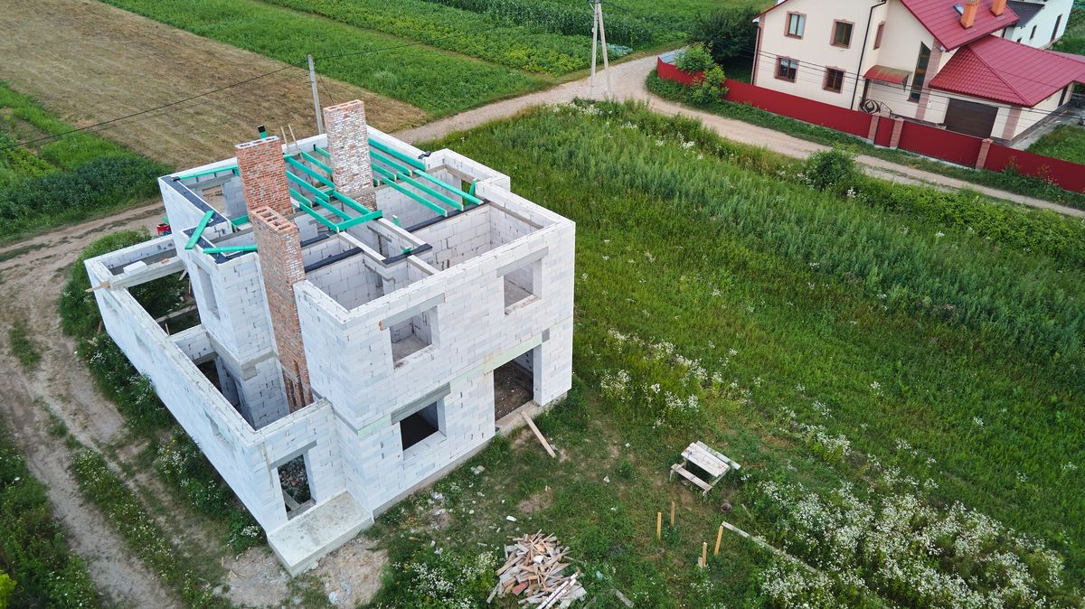 Zájem o pozemky ochladl, jejich ceny rostou výrazně pomaleji než u bytů