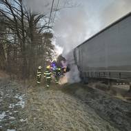 Požár nákladního automobilu u Krhové na Valašsku