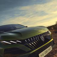 Příď modernizovaného Peugeotu 408