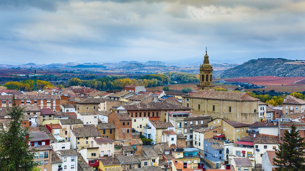 Do Španělska letos zamíří až 100 milionů zahraničních turistů