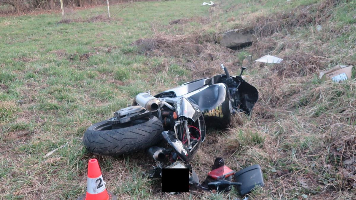 Byl to nevědomý kontakt auta s motocyklem, popsala obviněná šéfka zlínské hygieny nehodu, od které odjela