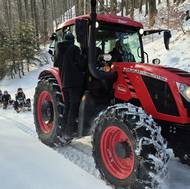 Do letošního kuligu se zapojilo sedm traktorů. 