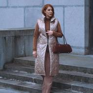 Nikol Kouklová ráda podporuje módu z druhé ruky i českých návrhářů. 