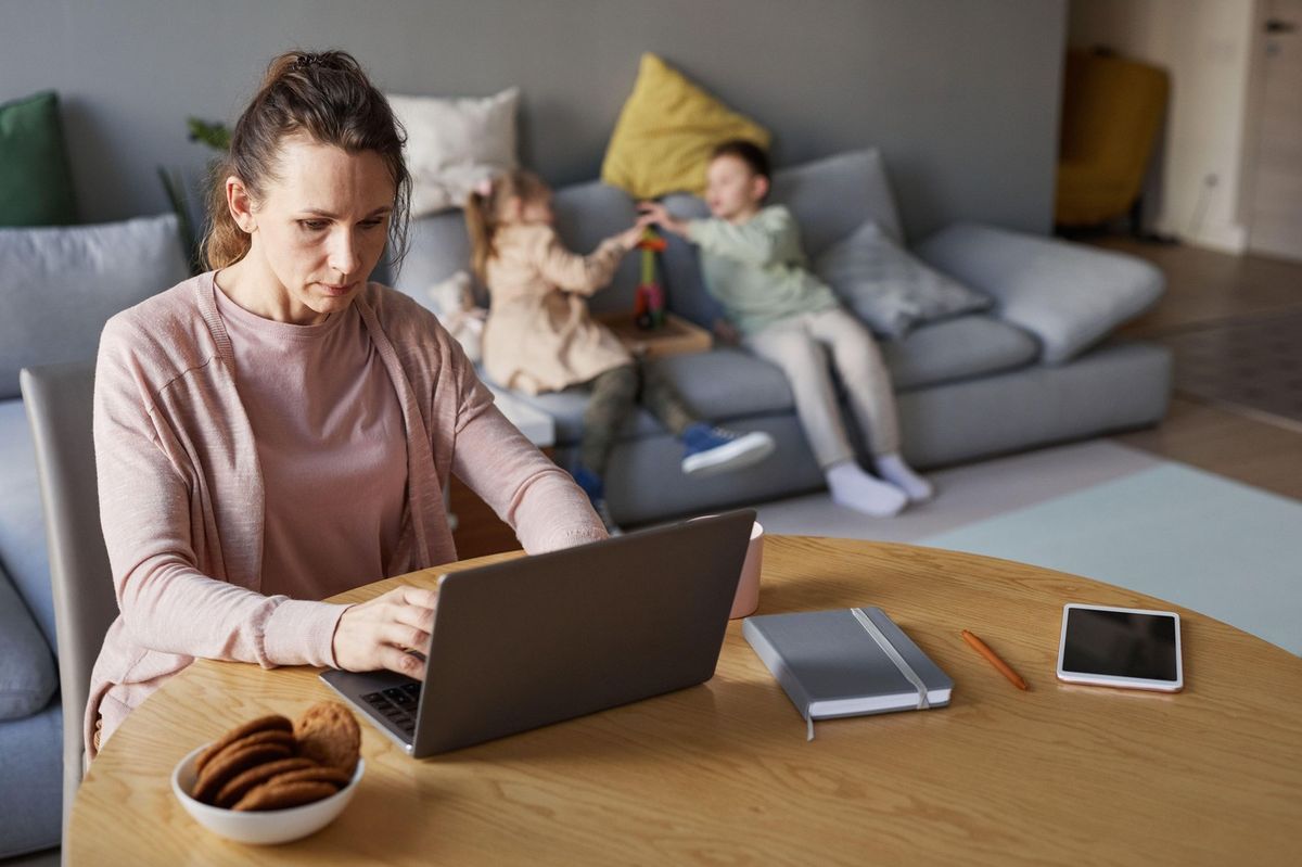 Za neplatiče alimentů loni zaplatil stát o desítky milionů více. Příjemců náhradního výživného přibylo