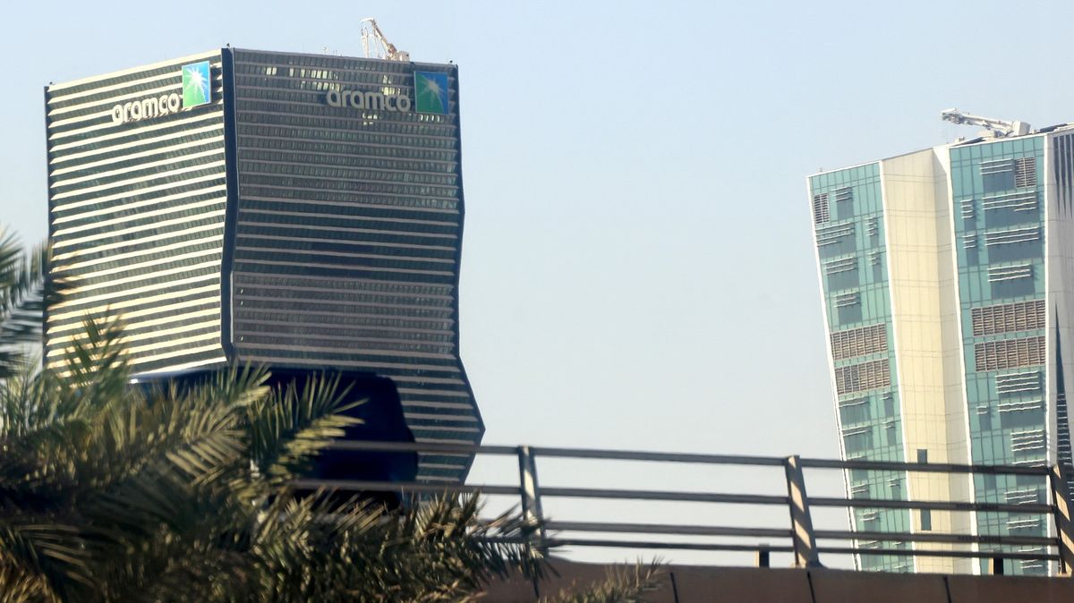 Za polovinu globálních emisí CO2 je zodpovědných 32 společností těžících fosilní paliva