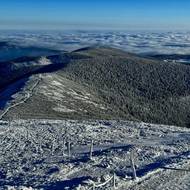 Hřebenová cesta směrem k chatě Jelenka.