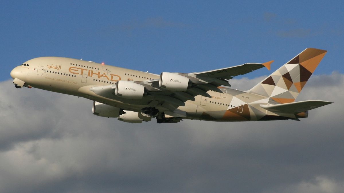 Nejbezpečnější aerolinkou je Etihad, mezi nízkonákladovkami bodoval easyJet