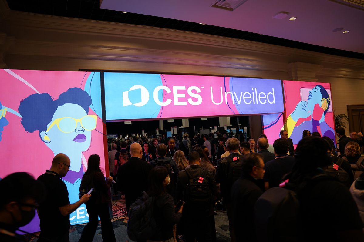 PŘEHLEDNĚ: Roboti, TV i šarvátky. Co přinesly novinářské dny veletrhu CES 2026