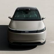 Elektrické SUV opět sází na elegantní design s jednoduchým světelným podpisem.