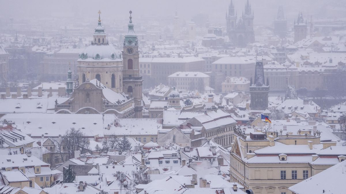 Po ledovce Česko zasype sníh