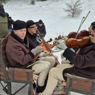 V jednom spřežení nechyběla ani muzika. 