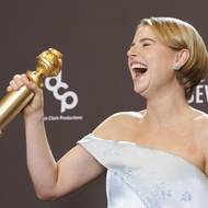 Jessie Buckleyová je nejlepší herečkou ve filmovém dramatu. Ve snímku Hamnet ztělesnila manželku dramatika Williama Shakespeara, Anne Hathawayovou.