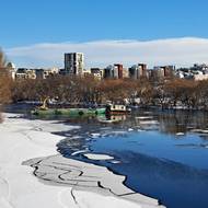 Zamrzající soutok Berounky a Vltavy