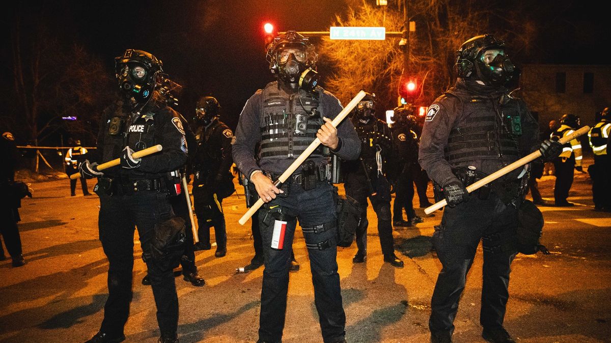 Další incident s imigračními agenty v USA: Měli postřelit neozbrojeného muže v jeho domě